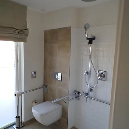 Reetdorf Geltinger Birk Atelierhaus Nebelhorn * Nieby (Nieby, Schleswig-Flensburg)